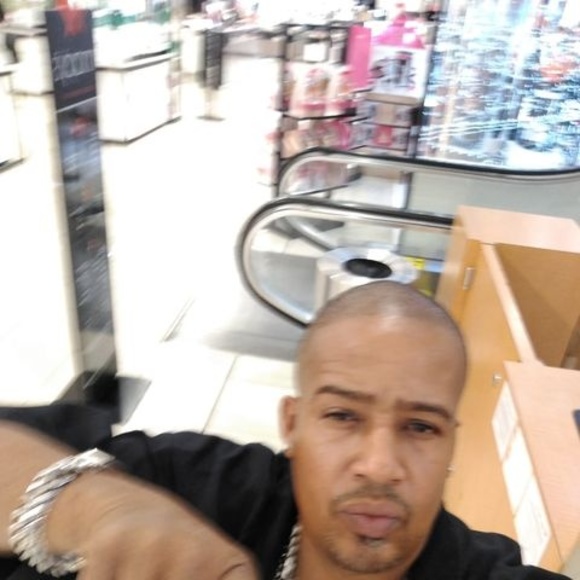 Meet your Posher, Jerome - Picture 1 of 1